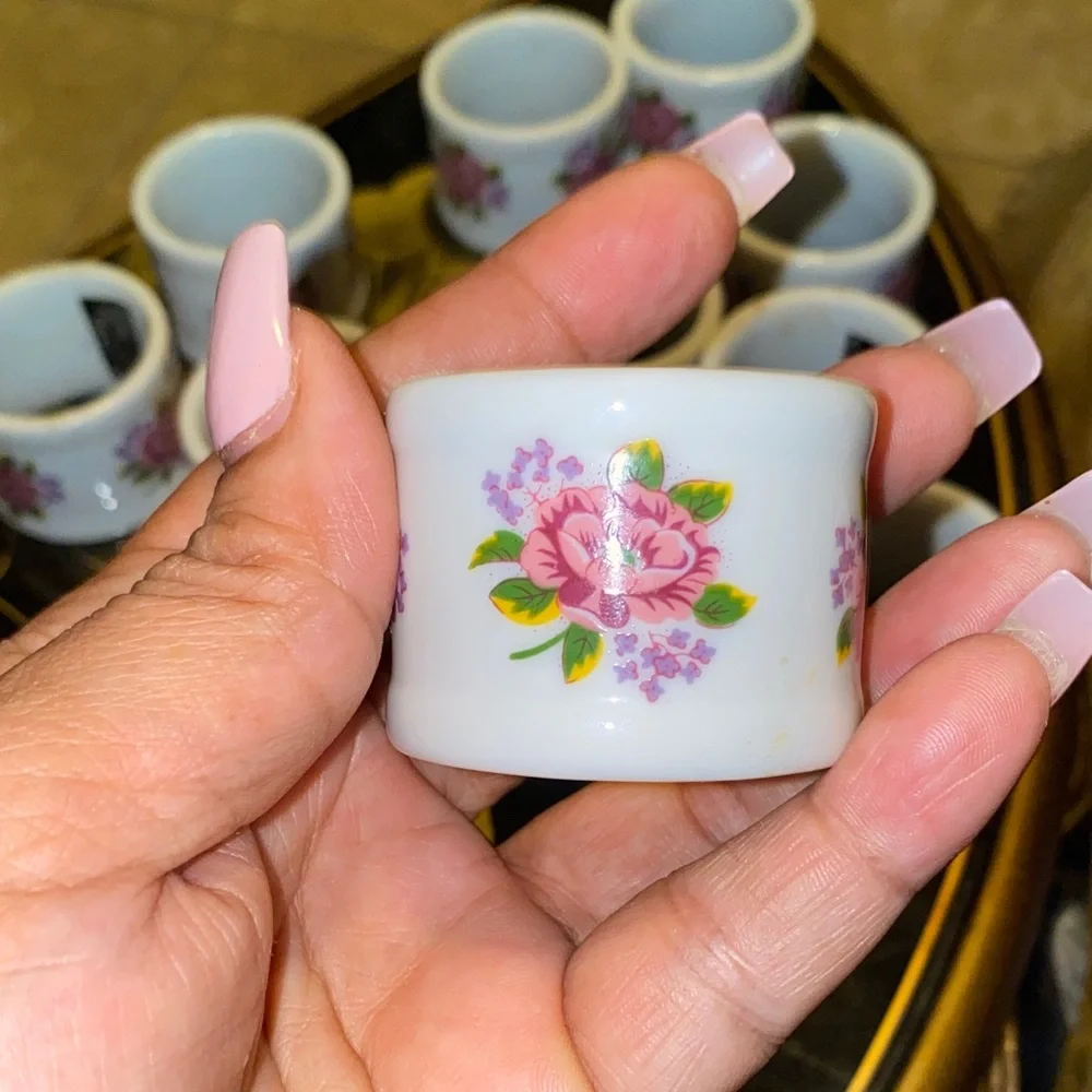 Floral Napkin Rings Set - Pink and White Set Of 11